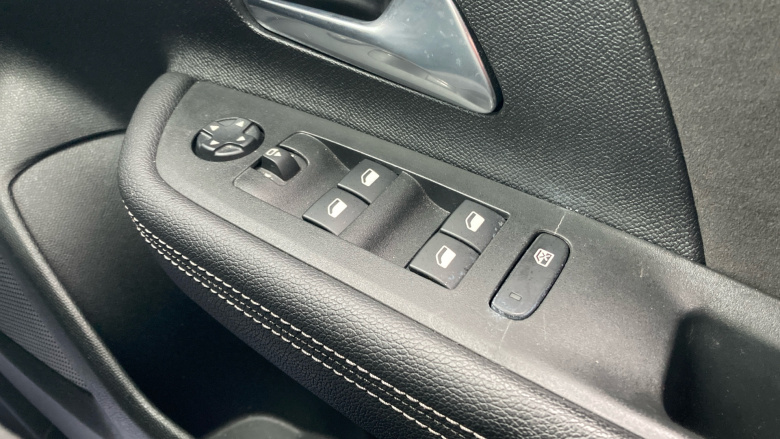 Vauxhall Mokka 100kW Ultimate 50kWh 5dr Auto Electric Hatchback